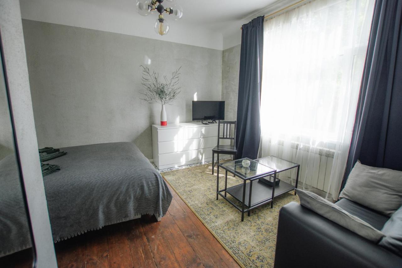 "Quiet Center" Apartment, Close To Train Station Tukums Eksteriør billede